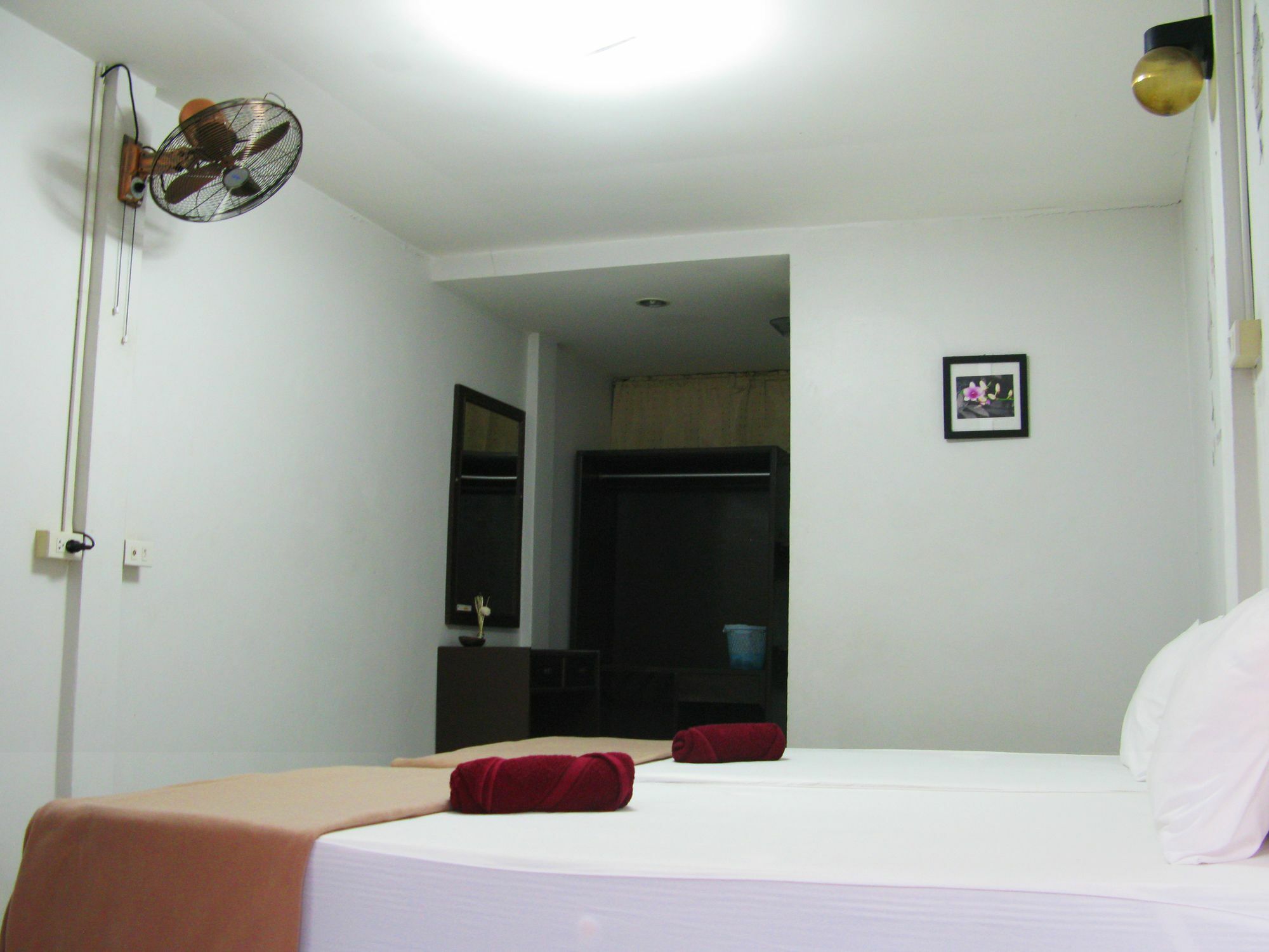 ホテル Cshouse チエンマイ エクステリア 写真